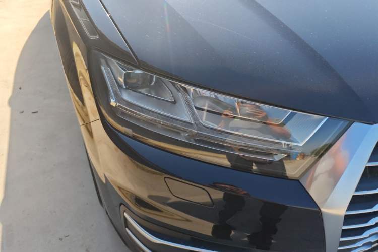 Used Audi Q7 2019 55 TFSI Technology Edition Right Front Headlight