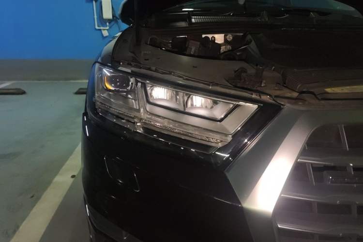 Used Audi Q7 2019 55 TFSI Technology Edition Right Front Headlight