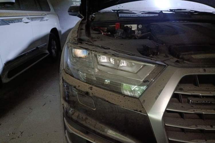 Used Audi Q7 2019 55 TFSI Technology Edition Right Front Headlight
