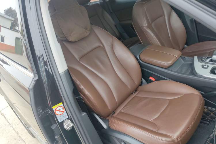Used Audi Q7 2019 45 TFSI Comfort Model Right Front Seat