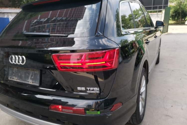 Used Audi Q7 2019 55 TFSI Technology Edition Right Rear Taillight