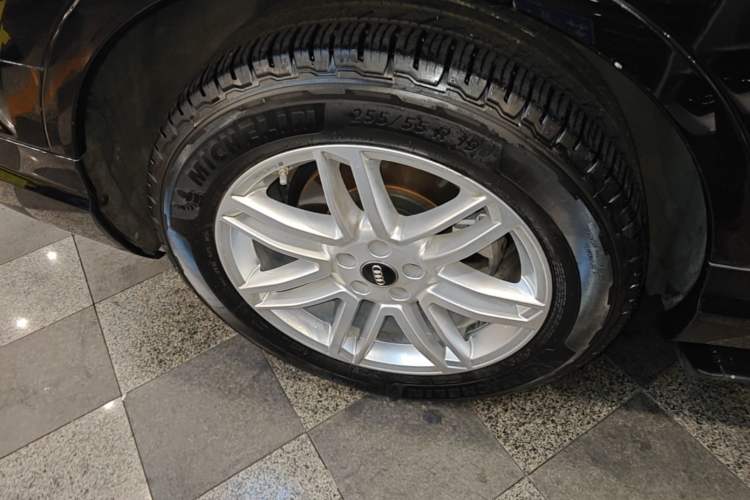 Used Audi Q7 2019 45 TFSI S line Sport Edition Right Rear Wheel Hub