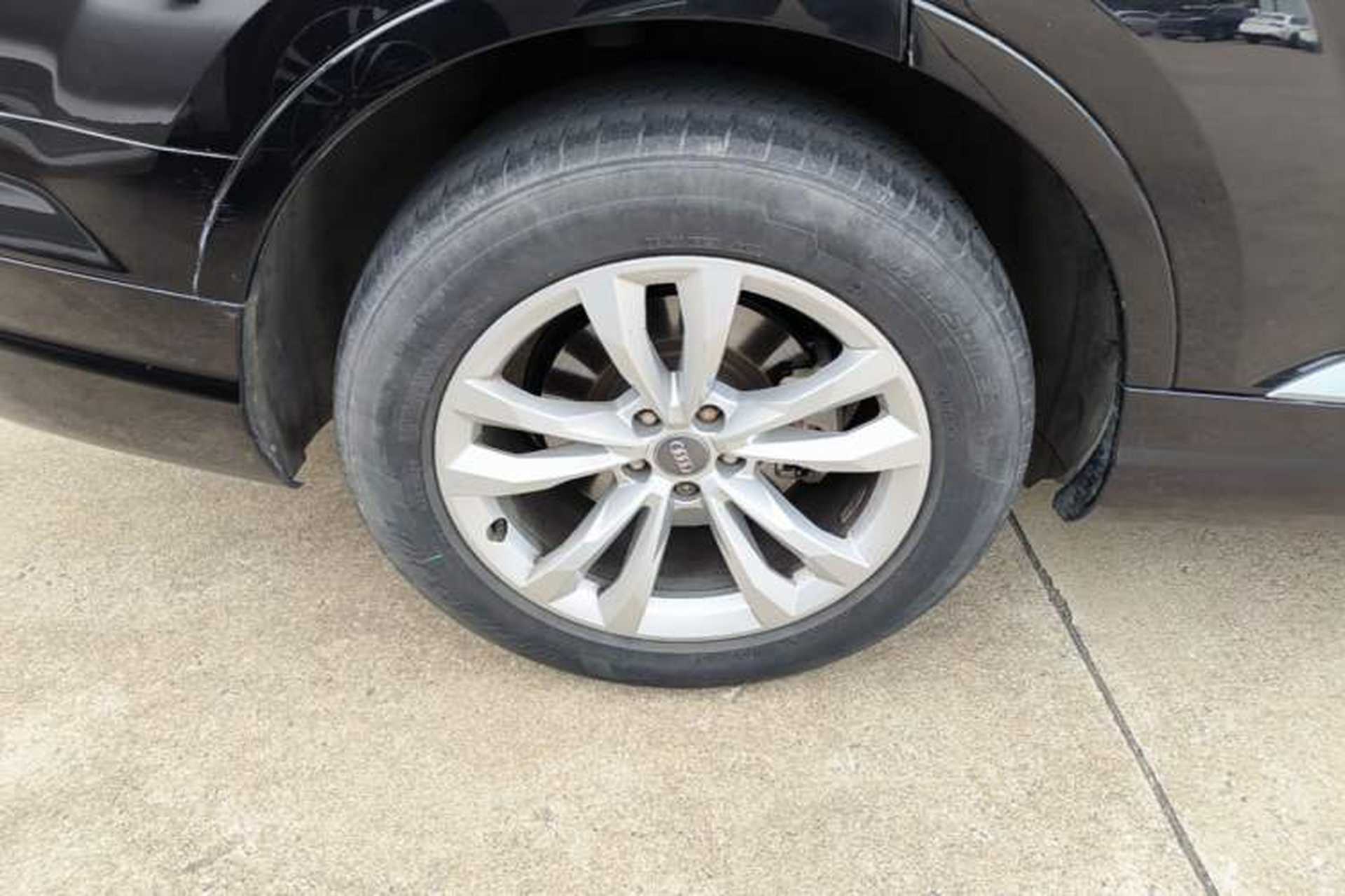 Used Audi Q7 2019 45 TFSI Comfort Model Right Rear Wheel Hub