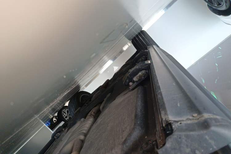 Used Audi Q7 2019 45 TFSI Comfort Model Right Side Sill