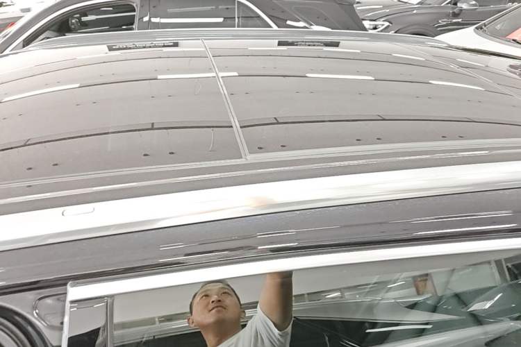 Used Audi Q7 2019 45 TFSI Comfort Model Roof