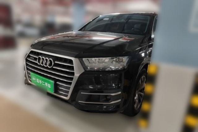 Used Audi Q7 2019 45 TFSI Comfort Model