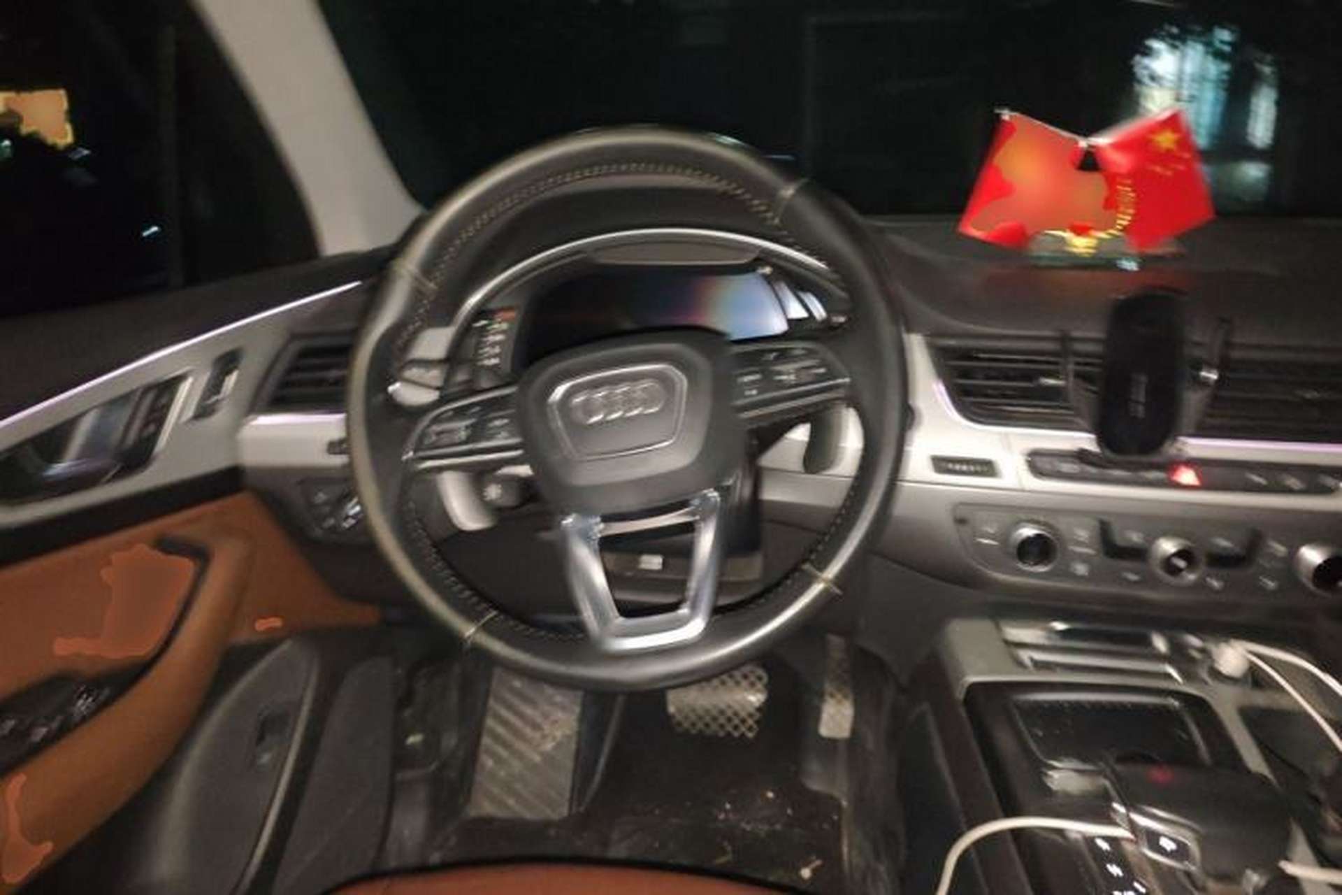 Used Audi Q7 2019 45 TFSI Comfort Model Steering Wheel