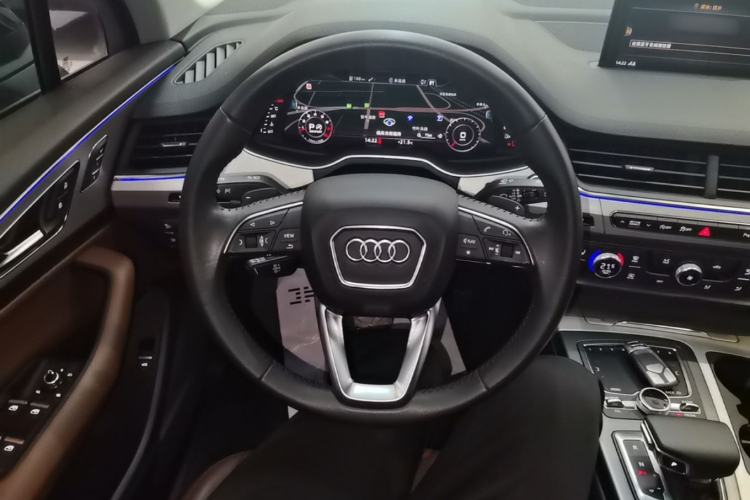 Used Audi Q7 2019 55 TFSI Technology Edition Steering Wheel