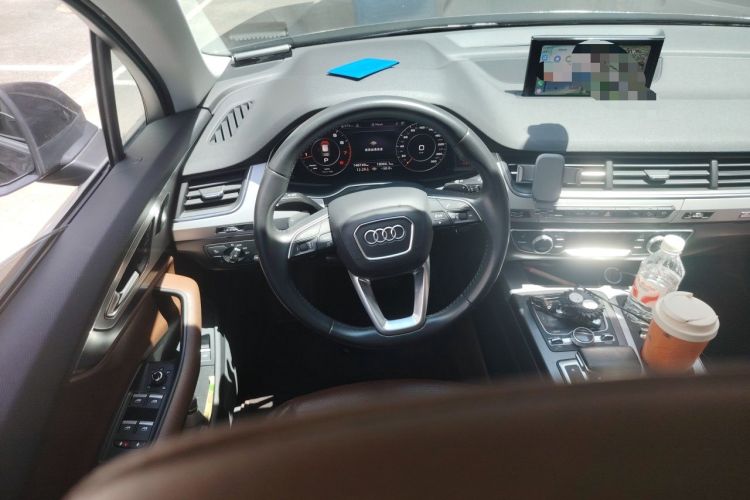 Used Audi Q7 2019 55 TFSI Technology Edition Steering Wheel