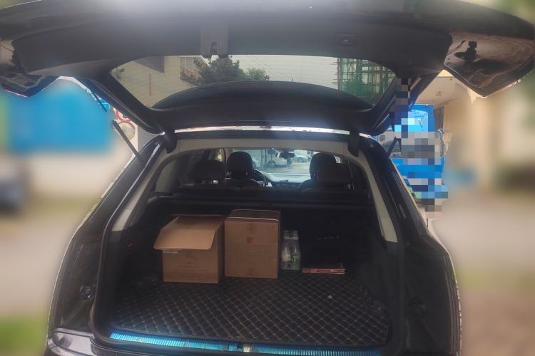 Used Audi Q7 2019 45 TFSI Comfort Model Trunk