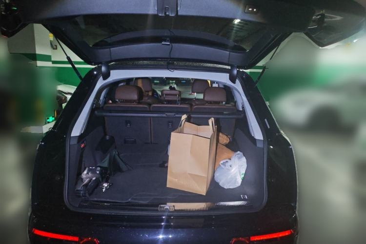 Used Audi Q7 2019 55 TFSI Technology Edition Trunk