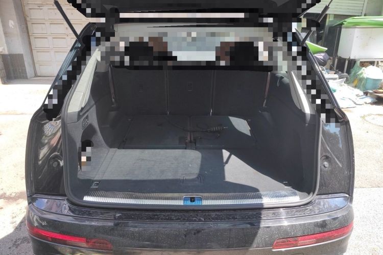 Used Audi Q7 2019 55 TFSI Technology Edition Trunk
