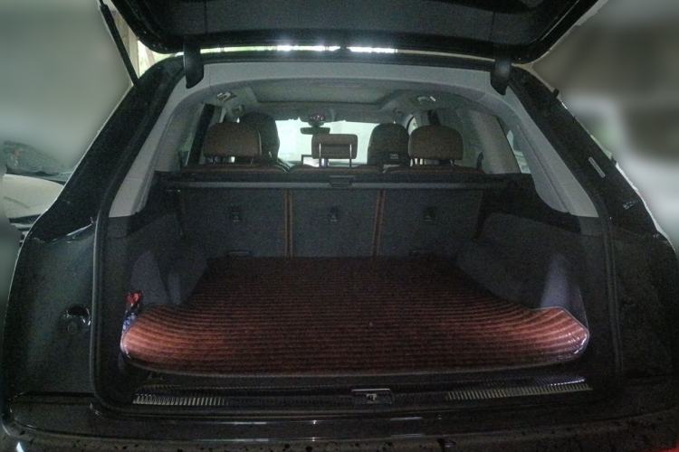 Used Audi Q7 2019 55 TFSI Technology Edition Trunk