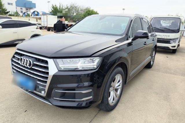Used Audi Q7 2019 45 TFSI Comfort Model