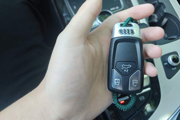 Used Audi Q7 2019 55 TFSI Prestige Edition Vehicle Key
