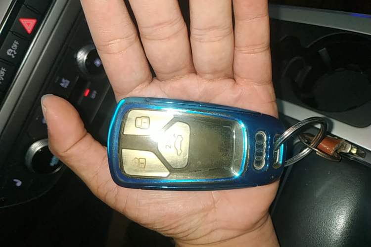 Used Audi Q7 2019 55 TFSI Technology Edition Vehicle Key