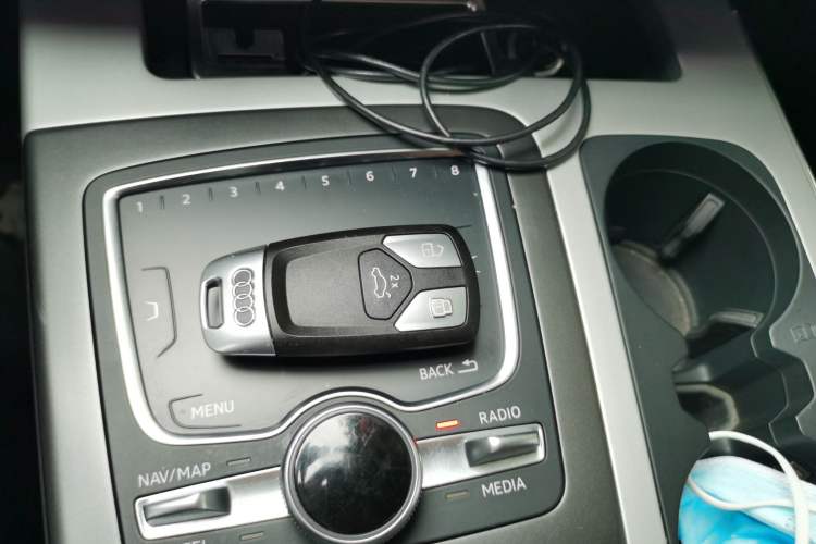Used Audi Q7 2019 55 TFSI Technology Edition Vehicle Key