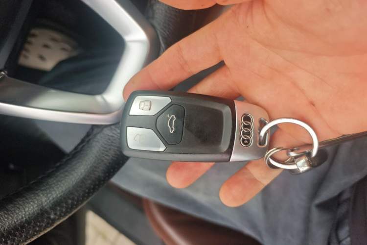 Used Audi Q7 2019 55 TFSI Technology Edition Vehicle Key