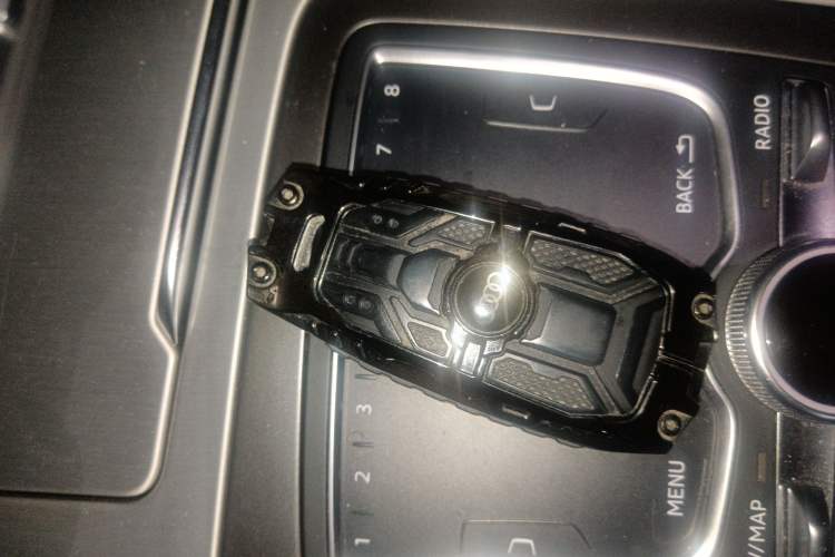 Used Audi Q7 2019 45 TFSI S line Sport Edition Vehicle Key