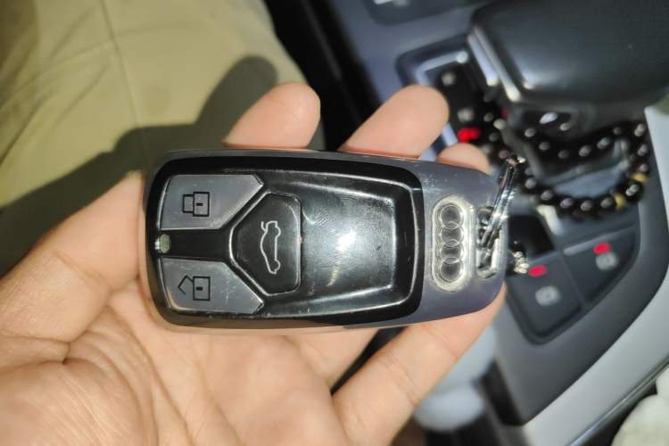 Used Audi Q7 2019 55 TFSI Technology Edition Vehicle Key