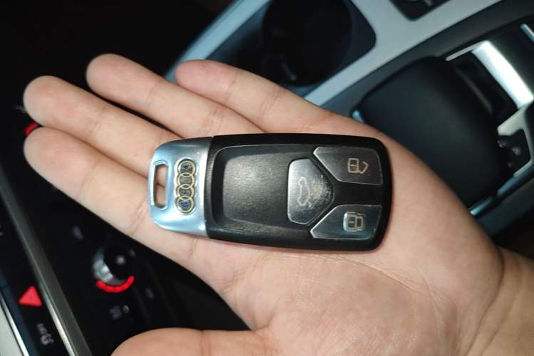 Used Audi Q7 2019 55 TFSI Technology Edition Vehicle Key