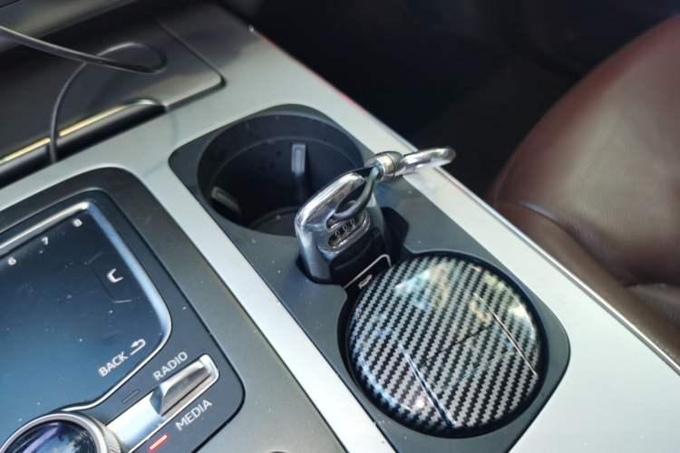 Used Audi Q7 2019 45 TFSI Comfort Model Vehicle Key