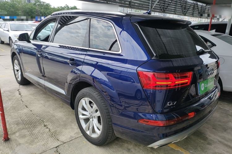 Used Audi Q7 2019 45 TFSI Comfort Model Rear Left 45 Deg