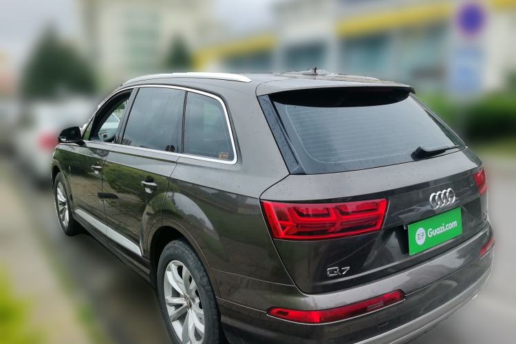 Used Audi Q7 2019 55 TFSI Technology Edition Rear Left 45 Deg