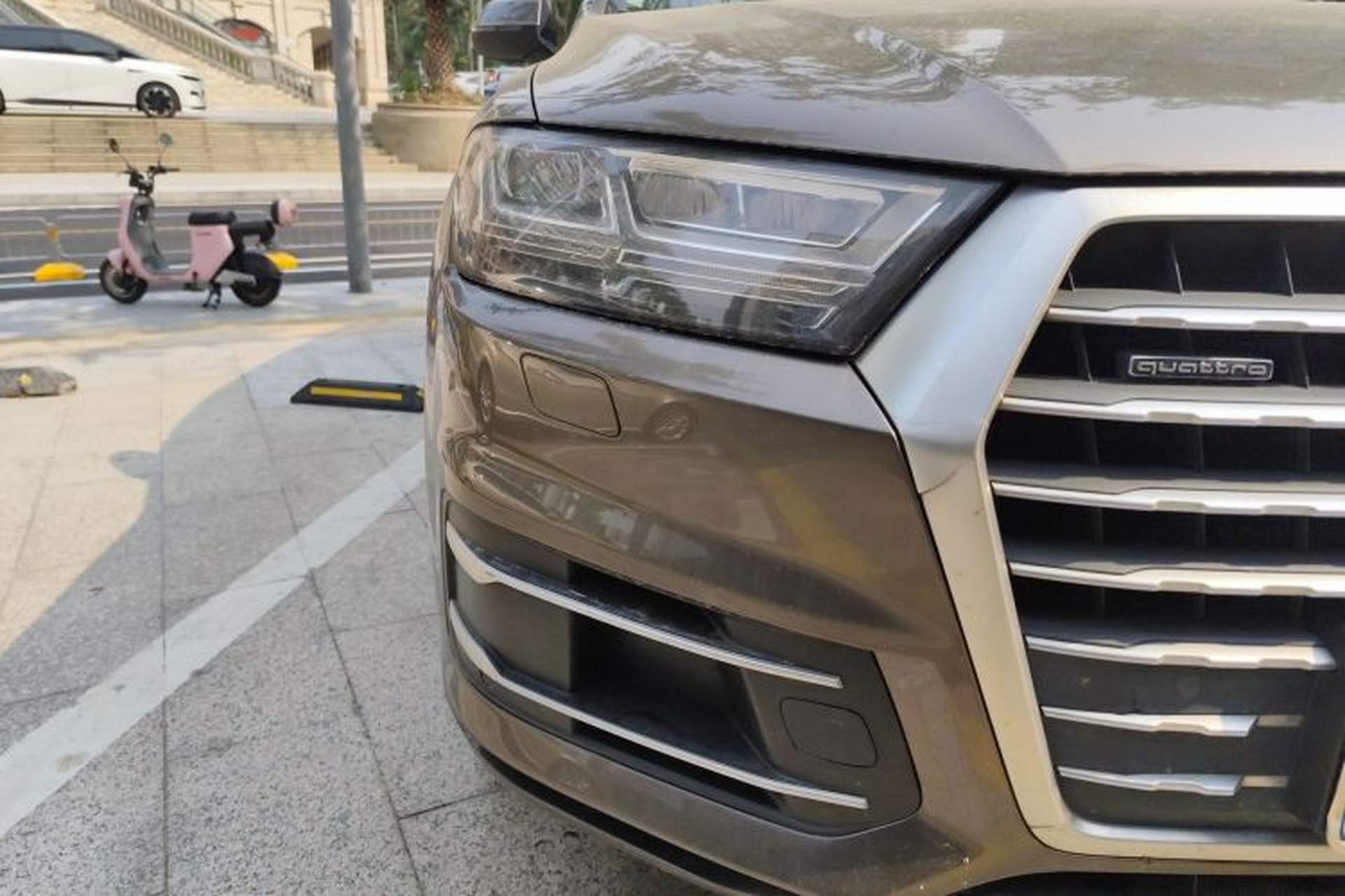 Used Audi Q7 2019 55 TFSI Technology Edition Right Front Headlight