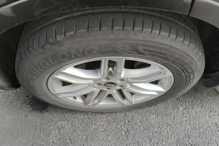 Used Audi Q7 2019 45 TFSI S line Sport Edition Right Rear Wheel Hub