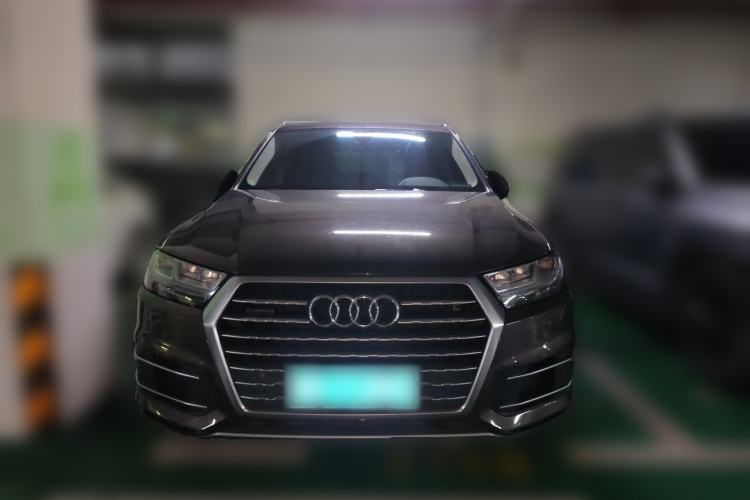Used Audi Q7 2019 45 TFSI Comfort Model Front