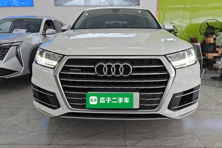 Used Audi Q7 2019 45 TFSI Comfort Model Front