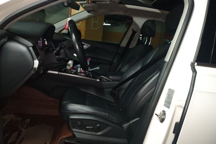 Used Audi Q7 2019 45 TFSI Comfort Model Left Front Seat