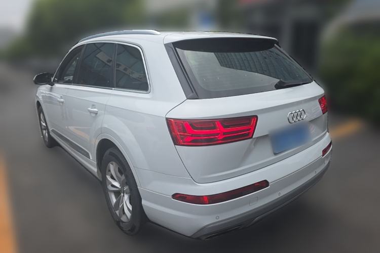 Used Audi Q7 2019 55 TFSI Technology Edition Rear Left 45 Deg