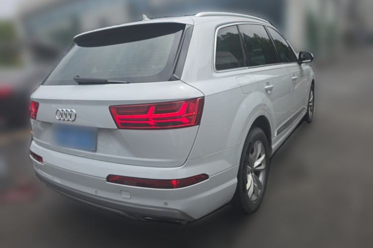 Used Audi Q7 2019 55 TFSI Technology Edition Rear Right 45 Deg