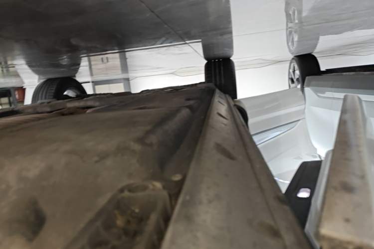 Used Audi Q7 2019 45 TFSI Comfort Model Right Side Sill