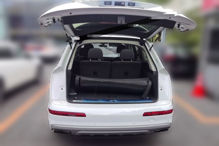 Used Audi Q7 2019 55 TFSI Technology Edition Trunk