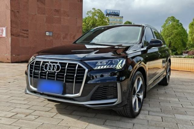 Used Audi Q7 2020 55 TFSI quattro S line sports model