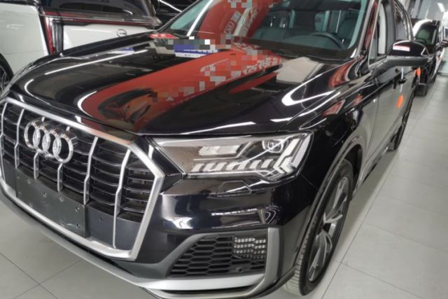 Used Audi Q7 2020 55 TFSI quattro S line sports model