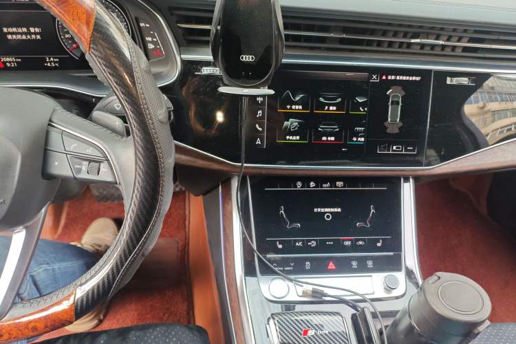 Used Audi Q7 2020 45 TFSI quattro S line Sport Limited Edition Audio And AC Panel