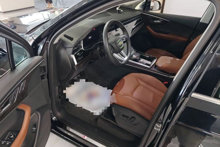 Used Audi Q7 2020 55 TFSI quattro S line sports model Driver Seat