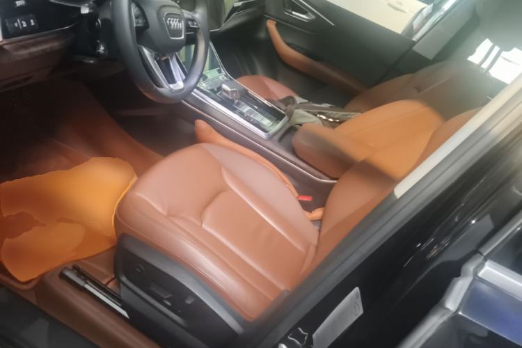 Used Audi Q7 2020 55 TFSI quattro S line sports model Driver Seat