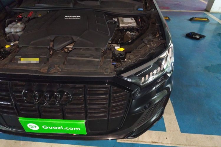 Used Audi Q7 2020 55 TFSI quattro Black Warrior Exclusive Edition Engine Bay Left