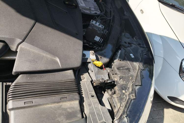 Used Audi Q7 2020 55 TFSI quattro S line sports model Engine Bay Left