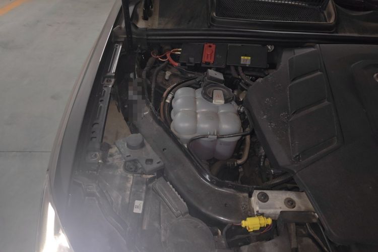 Used Audi Q7 2020 55 TFSI quattro S line sports model Engine Bay Right