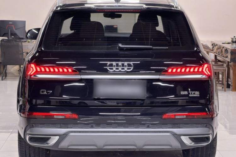 Used Audi Q7 2020 55 TFSI quattro S line sports model Exterior 1