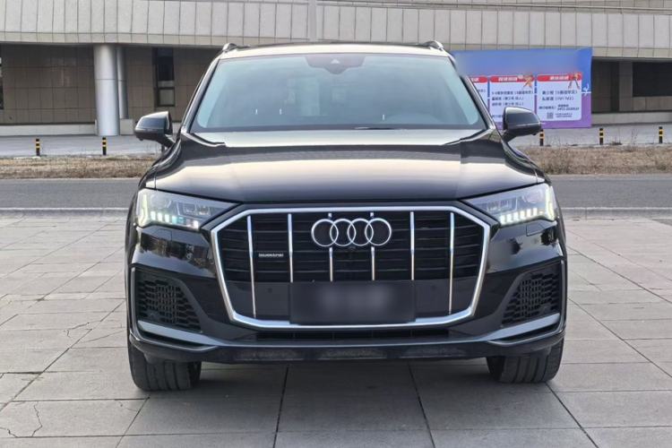 Used Audi Q7 2020 55 TFSI quattro S line sports model Exterior 1