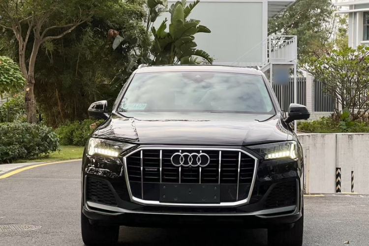 Used Audi Q7 2020 55 TFSI quattro S line sports model Exterior 1