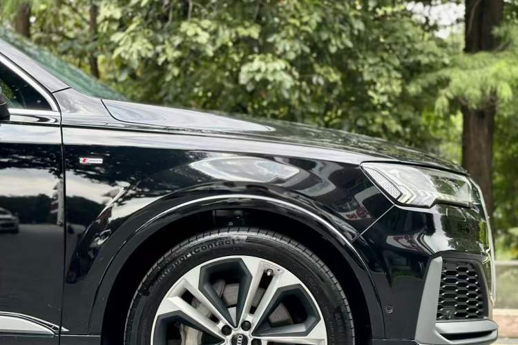 Used Audi Q7 2020 55 TFSI quattro S line sports model Exterior 11