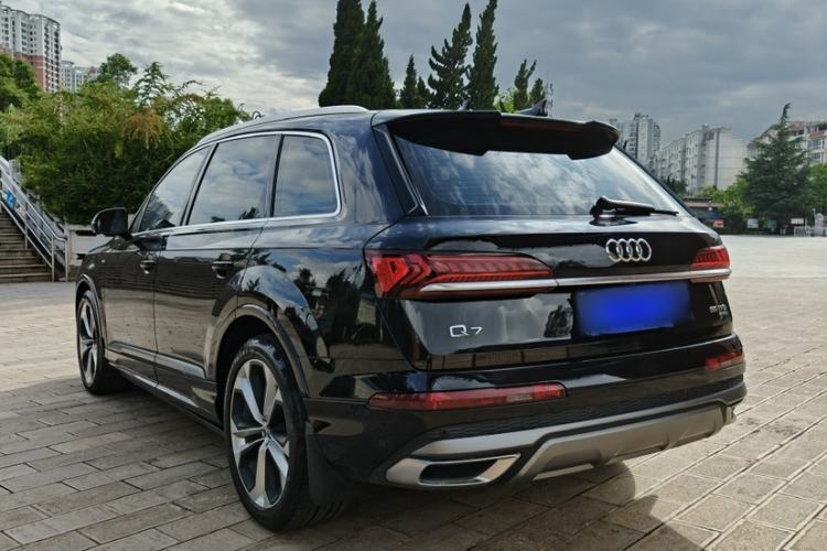 Used Audi Q7 2020 55 TFSI quattro S line sports model Exterior 2